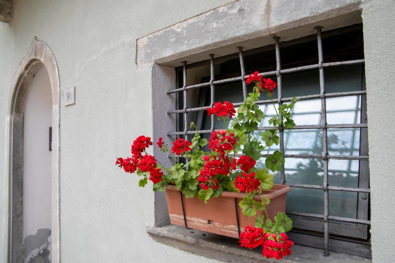Iseolakerental - Casa Del Pescatore Riva di Solto Exteriér fotografie