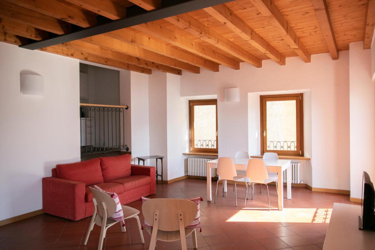 Iseolakerental - Casa Del Pescatore Riva di Solto Exteriér fotografie
