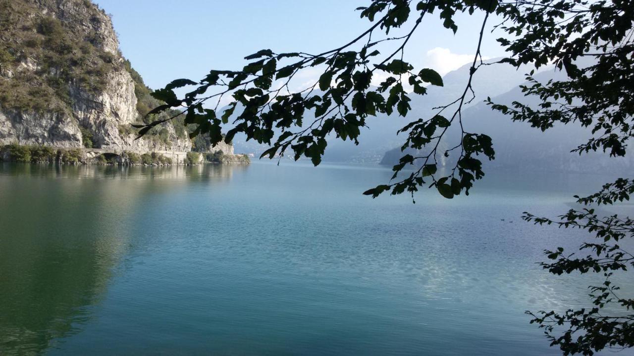 Iseolakerental - Casa Del Pescatore Riva di Solto Exteriér fotografie